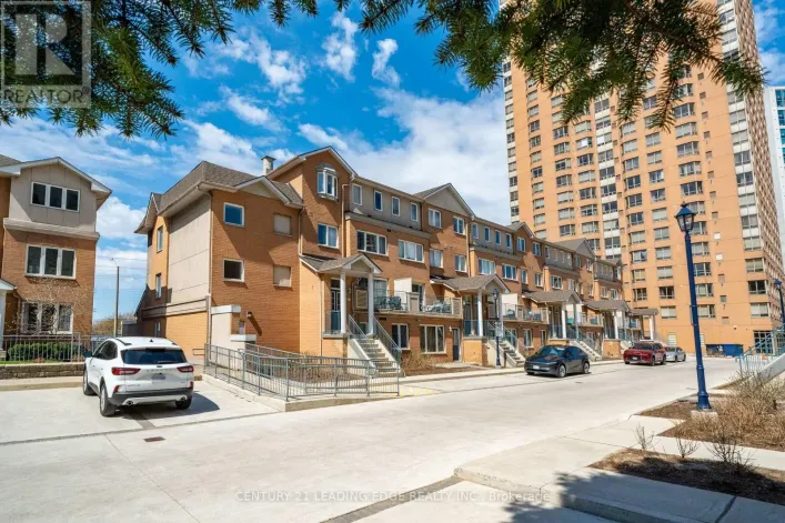 25 - 117 OMNI DRIVE, Toronto