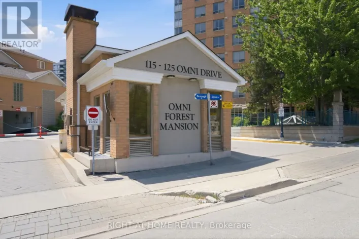 25 - 117 OMNI DRIVE, Toronto