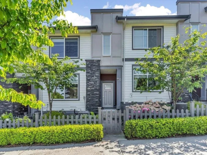 25 15633 MOUNTAIN VIEW DRIVE, Surrey
