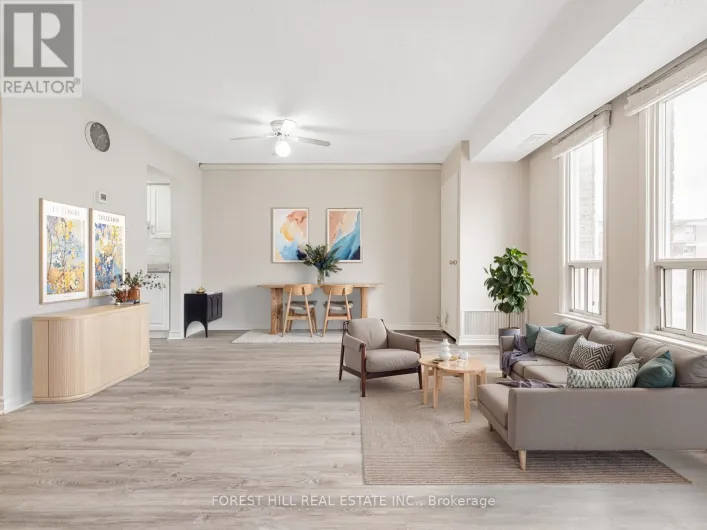 25 - 16 REXDALE BOULEVARD, Toronto