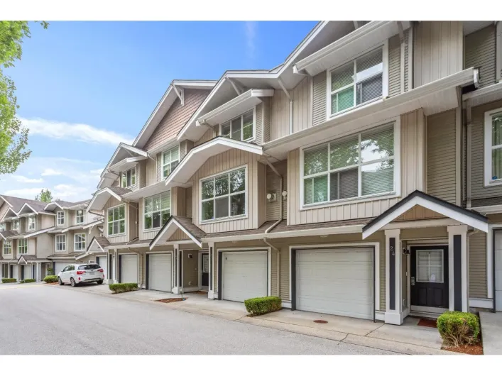 25 20460 66 AVENUE, Langley