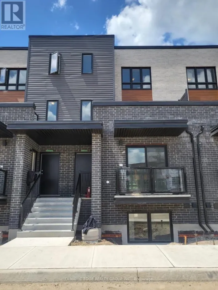 25 - 235 CHAPEL HILL DRIVE, Kitchener