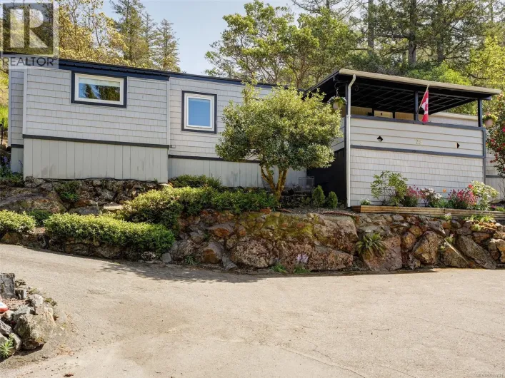25 2587 Selwyn Rd, Langford