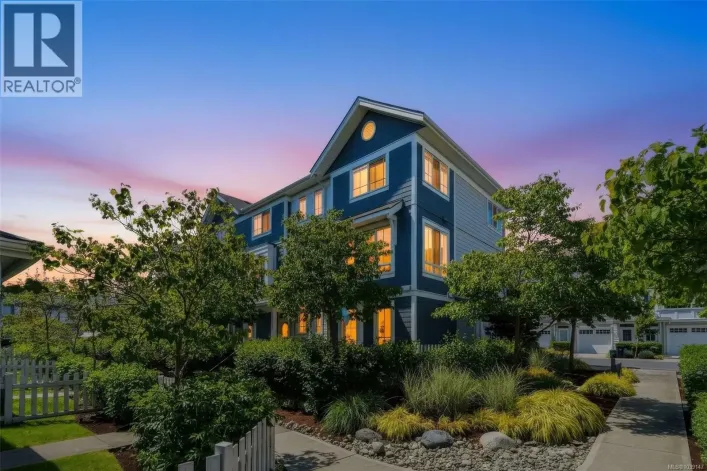 25 370 Latoria Blvd, Colwood
