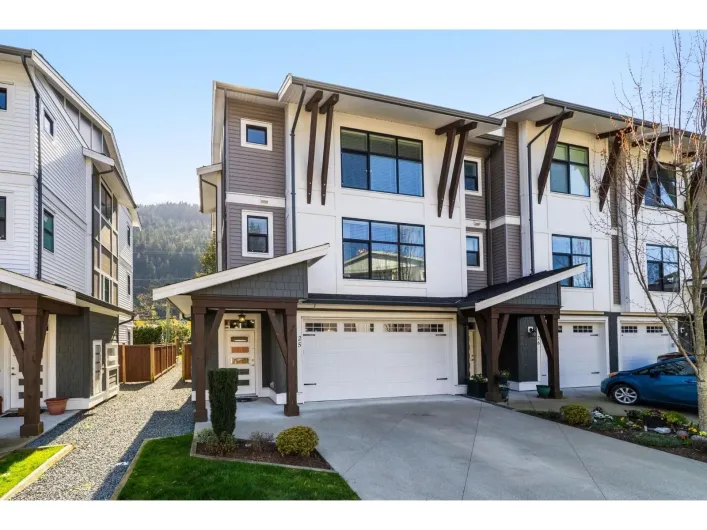25 386 PINE AVENUE|Harrison Hot Springs, Harrison Hot Springs