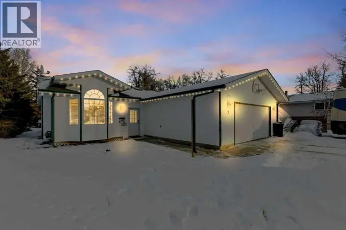 25, 41124 Range Road 282, Rural Lacombe County