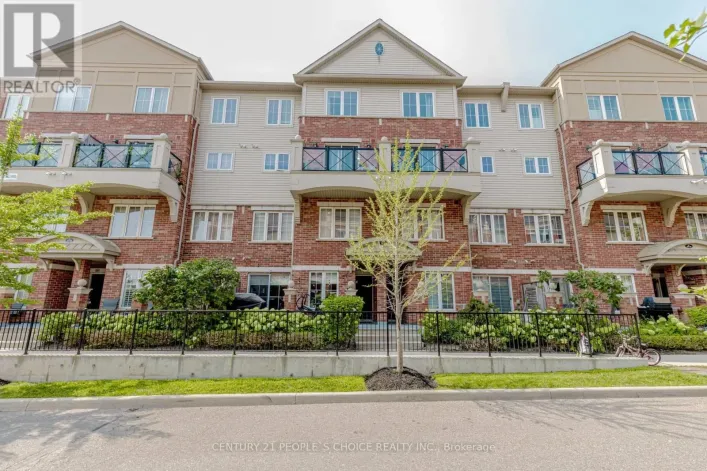 25 - 47 HAYS BOULEVARD, Oakville