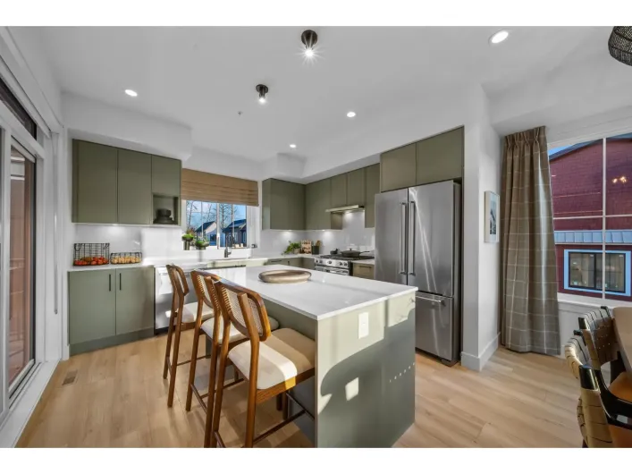 25 7661 198B STREET, Langley