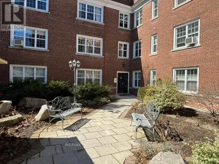 25 - 80 LAWTON BOULEVARD, Toronto