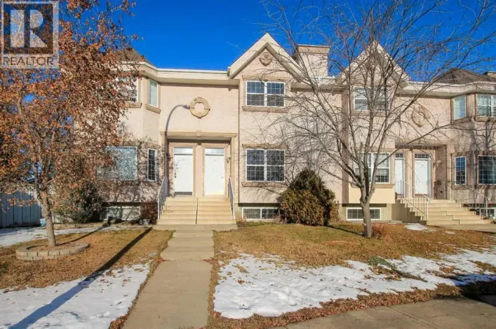 25 Adams Close, Red Deer