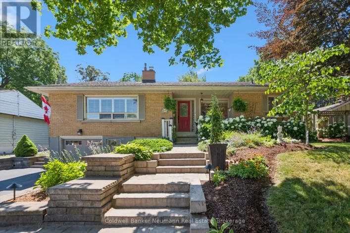 25 BENNETT AVENUE, Guelph
