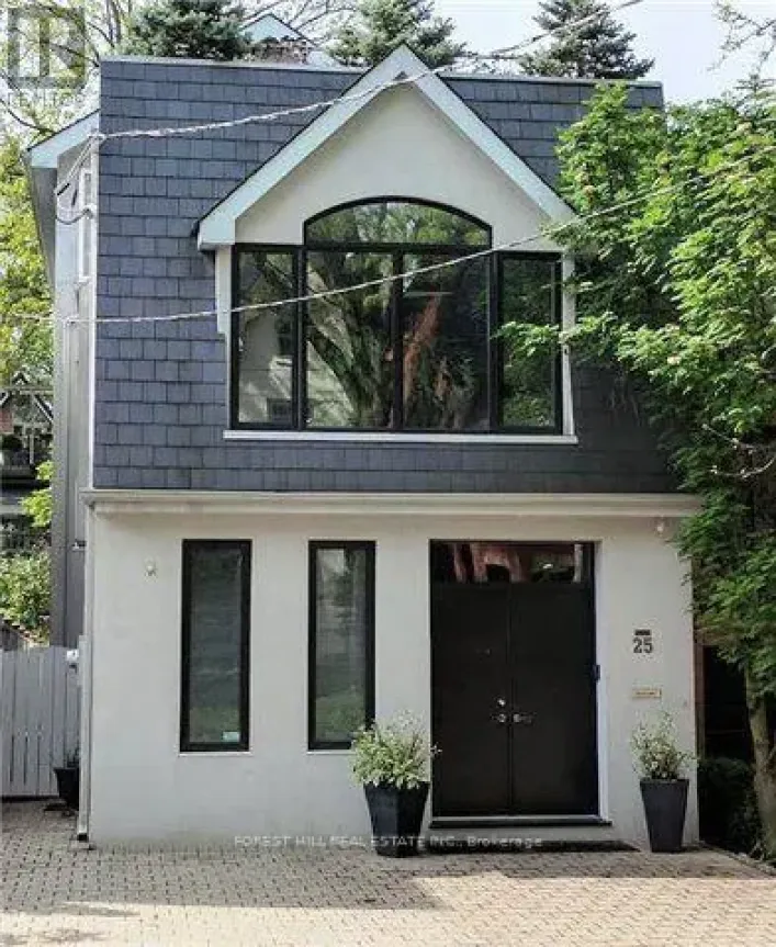 25 BOSWELL AVENUE, Toronto