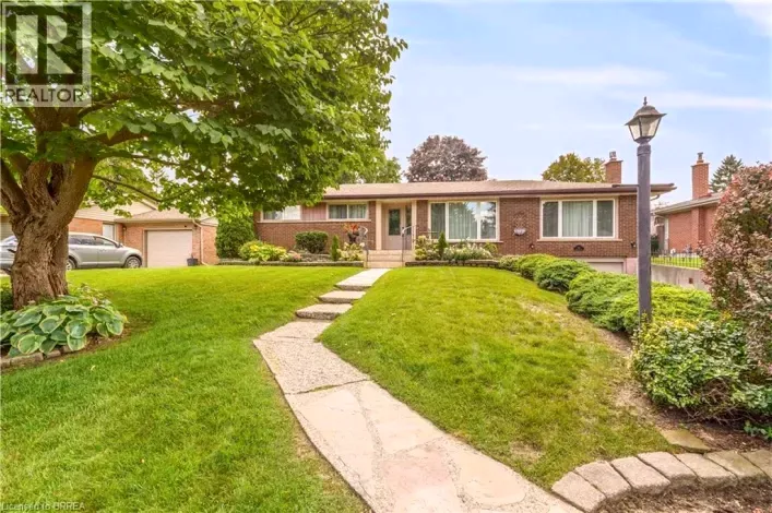 25 BRIER Crescent, Brantford