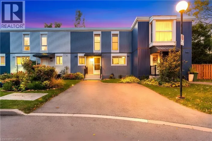 25 BRITTEN Close Unit# B56, Hamilton