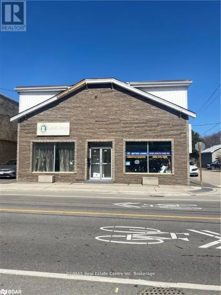 25 COMMERCIAL STREET, Milton