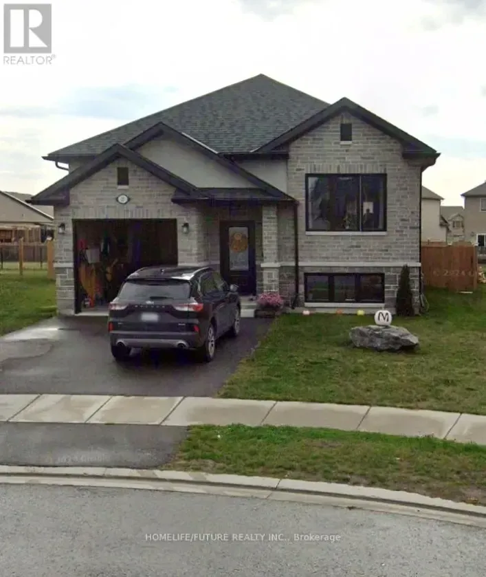 25 COTTONWOOD DRIVE, Belleville