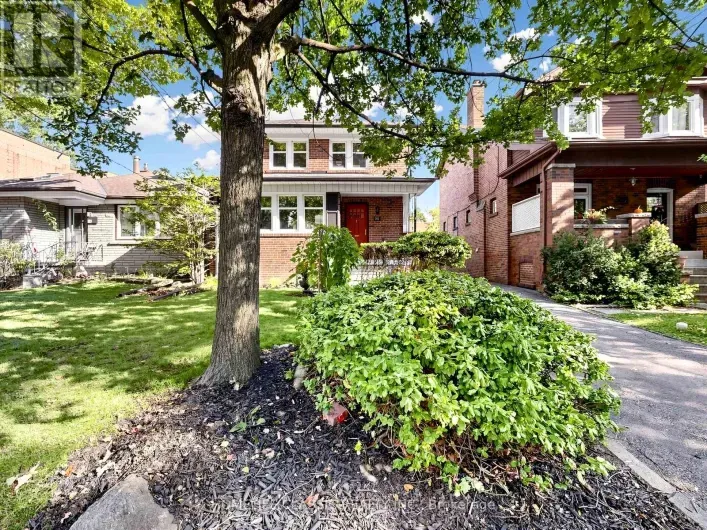 House for sale: 25 DARTMOUTH CRESCENT, Toronto