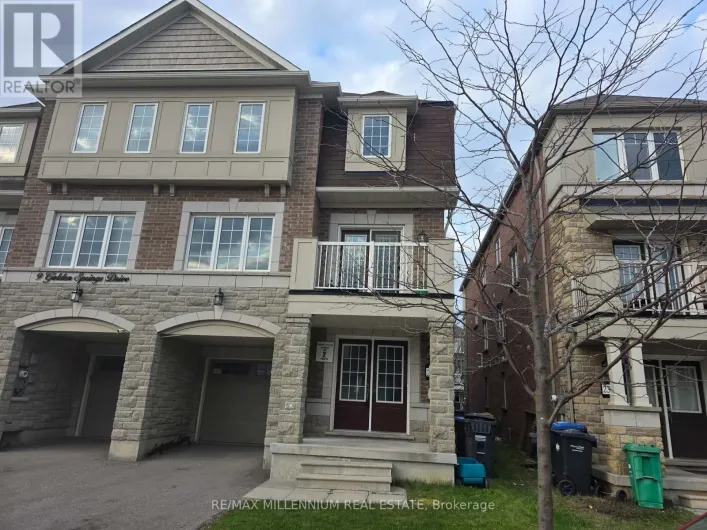 25 DAYLIGHT STREET, Brampton