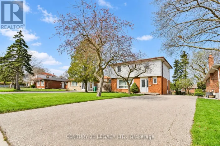 25 EDENBOROUGH DRIVE, Brampton