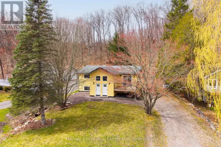 25 FERNDALE ROAD, Muskoka Lakes