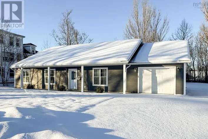 25 Gates Avenue, Middleton