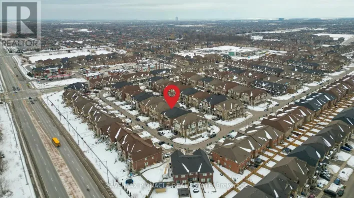 25 GOLDEN SPRINGS DRIVE, Brampton