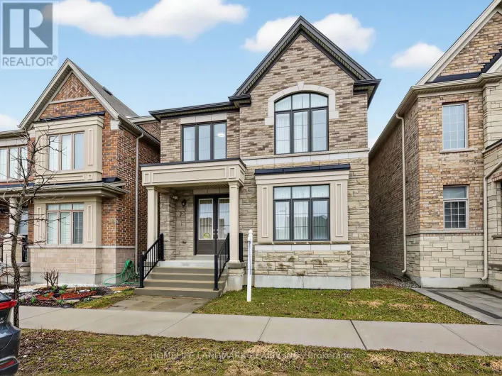 25 GORDON LANDON DRIVE, Markham