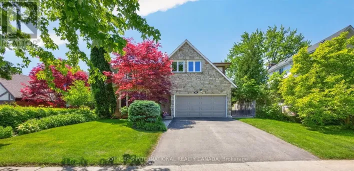 25 GOSSAMER AVENUE, Toronto