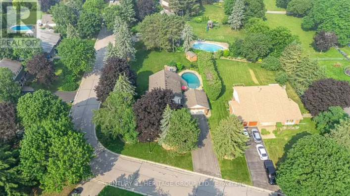 25 GRANT COURT, East Gwillimbury