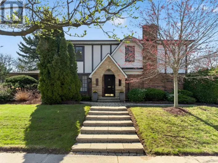 25 HARLINGTON ROAD, Toronto