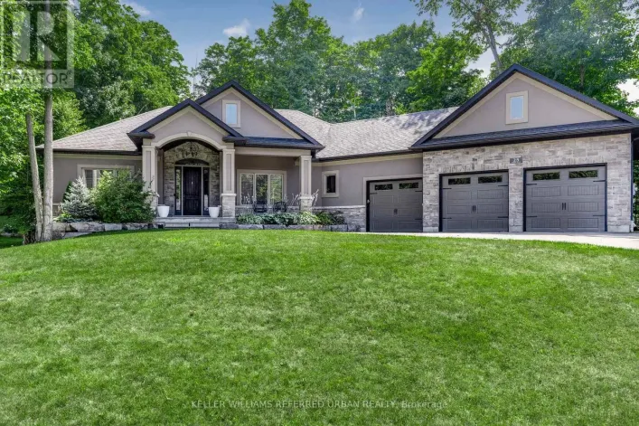 25 HERON BOULEVARD, Springwater