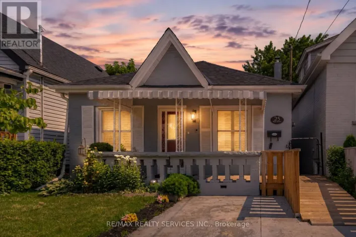 25 HOPE AVENUE, Hamilton