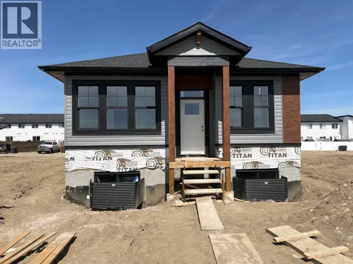 25 Ian Way, Sylvan Lake
