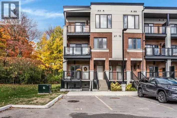 25 ISHERWOOD Avenue Unit# 32, Cambridge