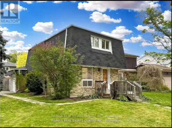 House for sale: 25 IVANIC COURT, Whitby