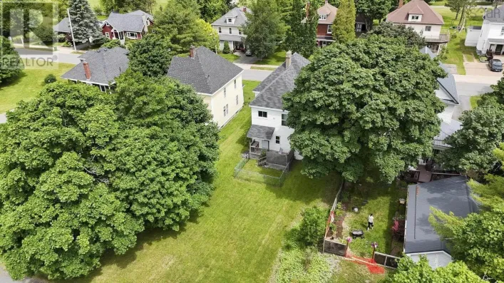 25 Jubilee Avenue, Stellarton