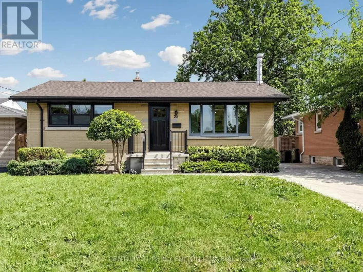 25 KENWOOD CRESCENT, Hamilton