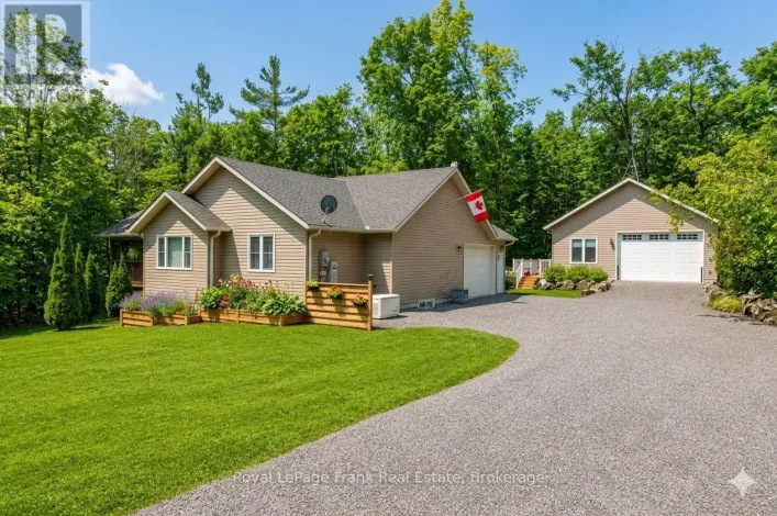 25 LAKELAND AVENUE, Trent Lakes