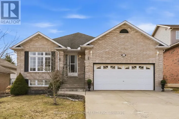 25 LININGTON TRAIL, Hamilton