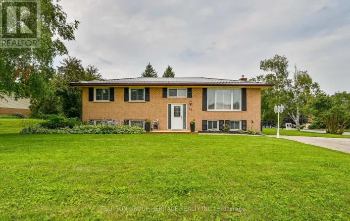 25 MANVERS DRIVE, Kawartha Lakes