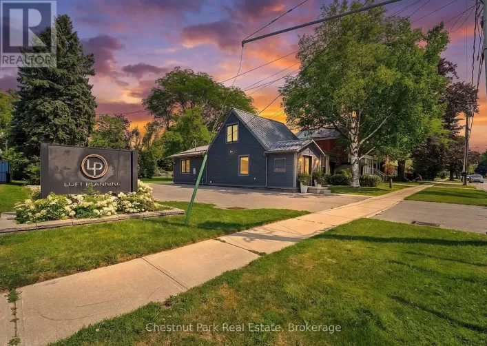 25 MAPLE STREET, Collingwood