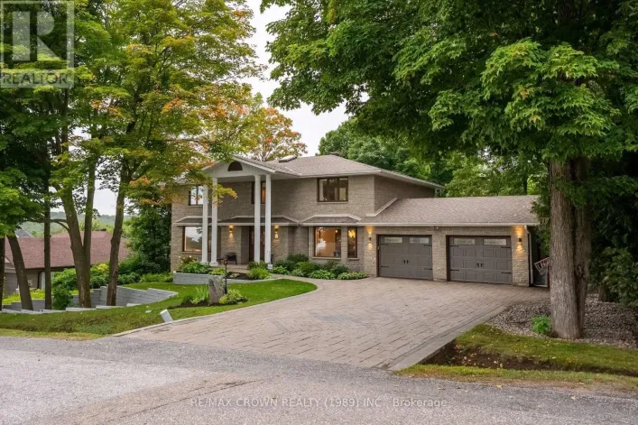 25 MAPLEVIEW PLACE, North Bay