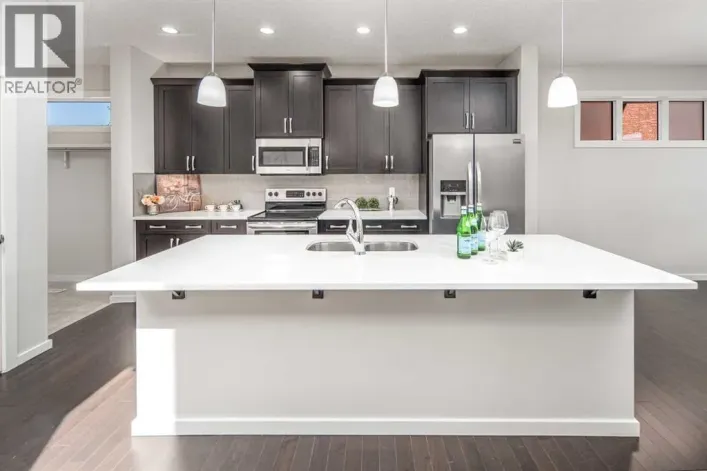 25 Marquis Place SE, Calgary