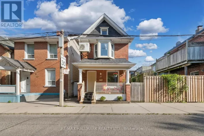 25 NORWOOD TERRACE, Toronto