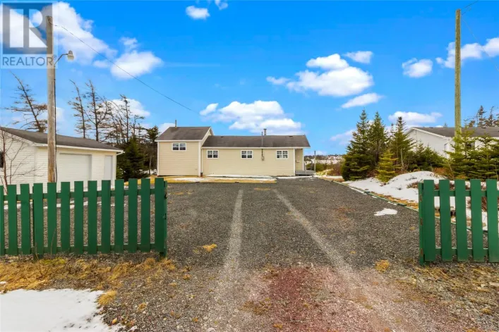 25 Ocean Pond Road, Ocean Pond