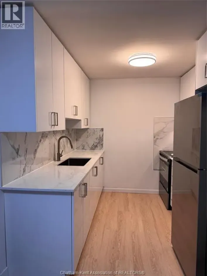 25 Orchard Heights DRIVE Unit# 11, Chatham