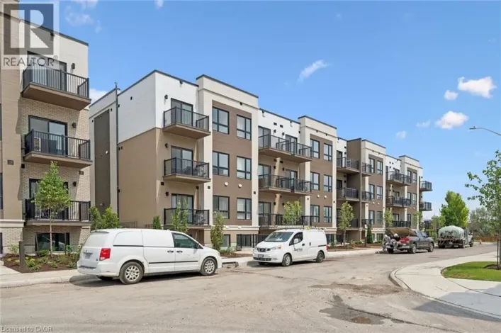 25 PALACE Street Unit# P33, Kitchener