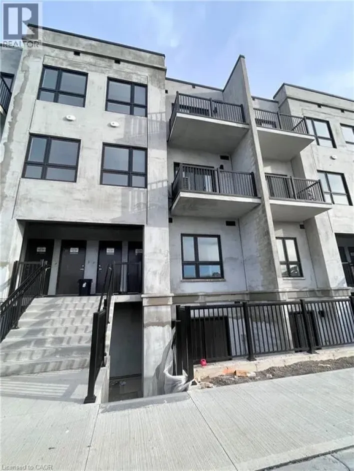 25 PALACE Street Unit# Q16, Kitchener