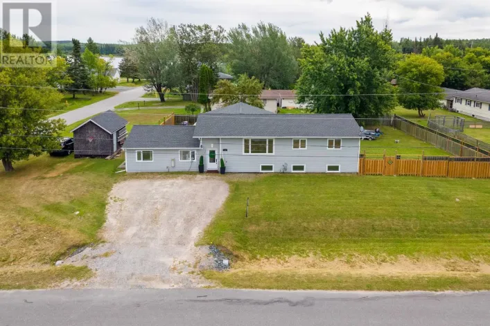 25 PARK AVENUE, Kenora