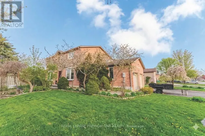 25 SIR LANCELOT COURT, Caledon